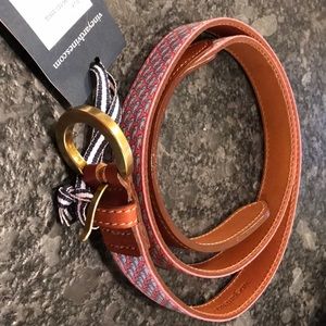 Ladies Vineyard Vines belt